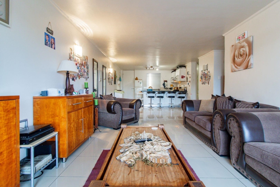 2 Bedroom Property for Sale in Gansbaai Central Western Cape